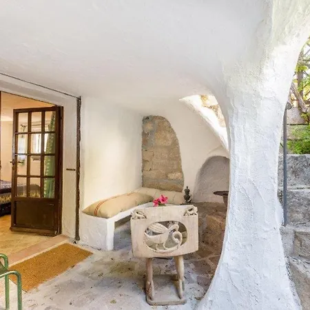 Hébergement de vacances Charming Il Glicine A