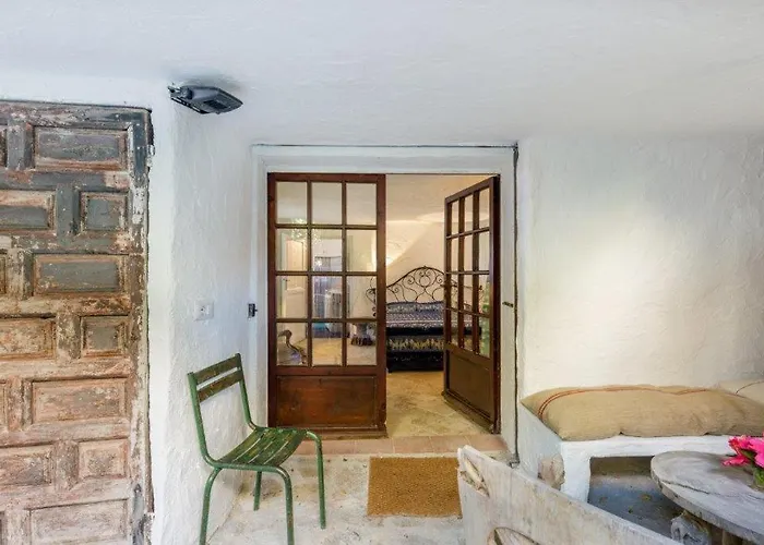 Charming Il Glicine A *