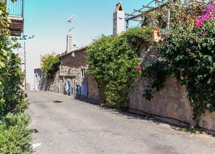 בית נופש Charming Il Glicine A